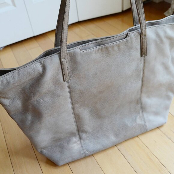 Hobo Kingston Gray Suede Bag - Picture 6 of 16
